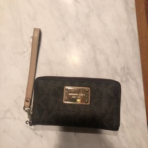Micheal Kors Wallet